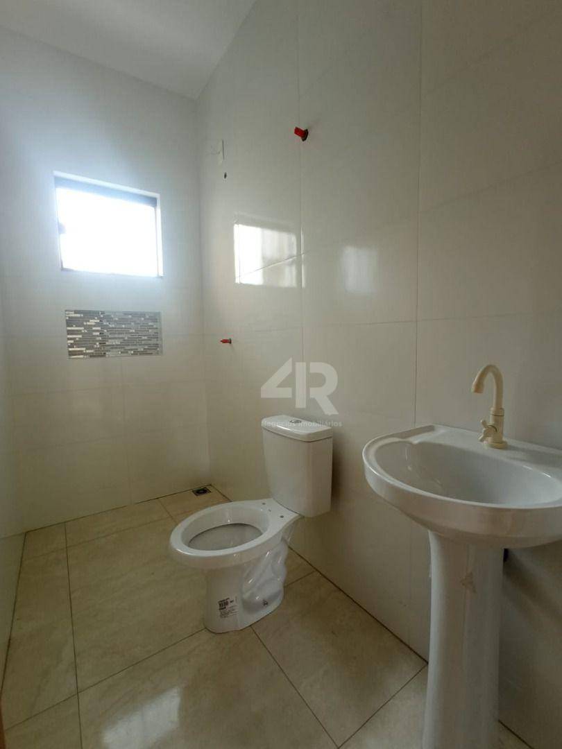 Casa à venda com 2 quartos, 54m² - Foto 11