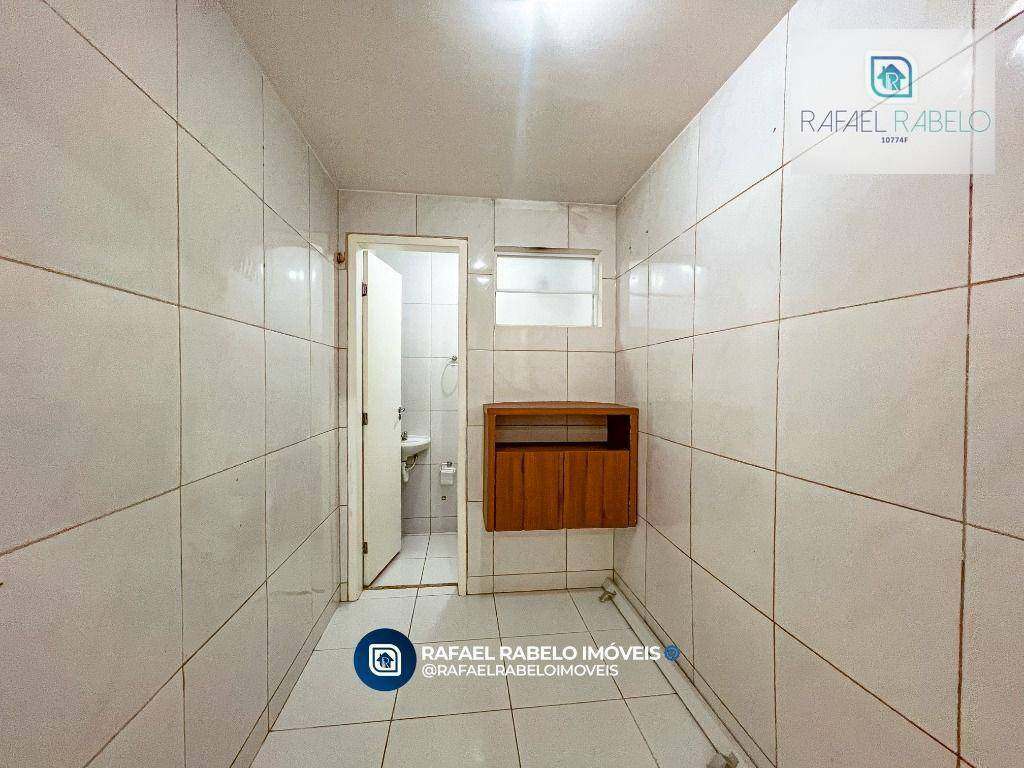 Casa de Condomínio à venda com 4 quartos, 196m² - Foto 10