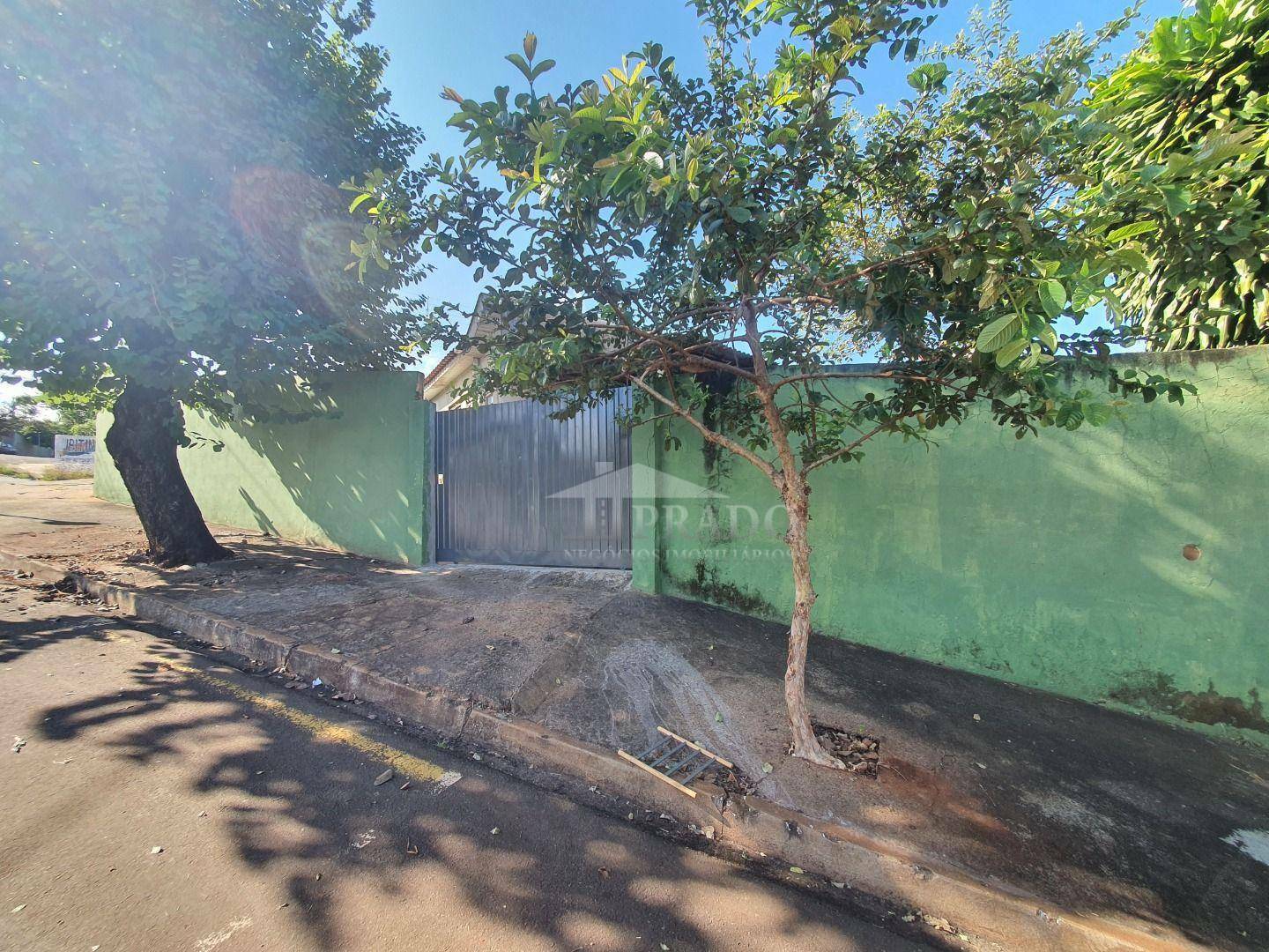 Casa à venda com 4 quartos, 200m² - Foto 24