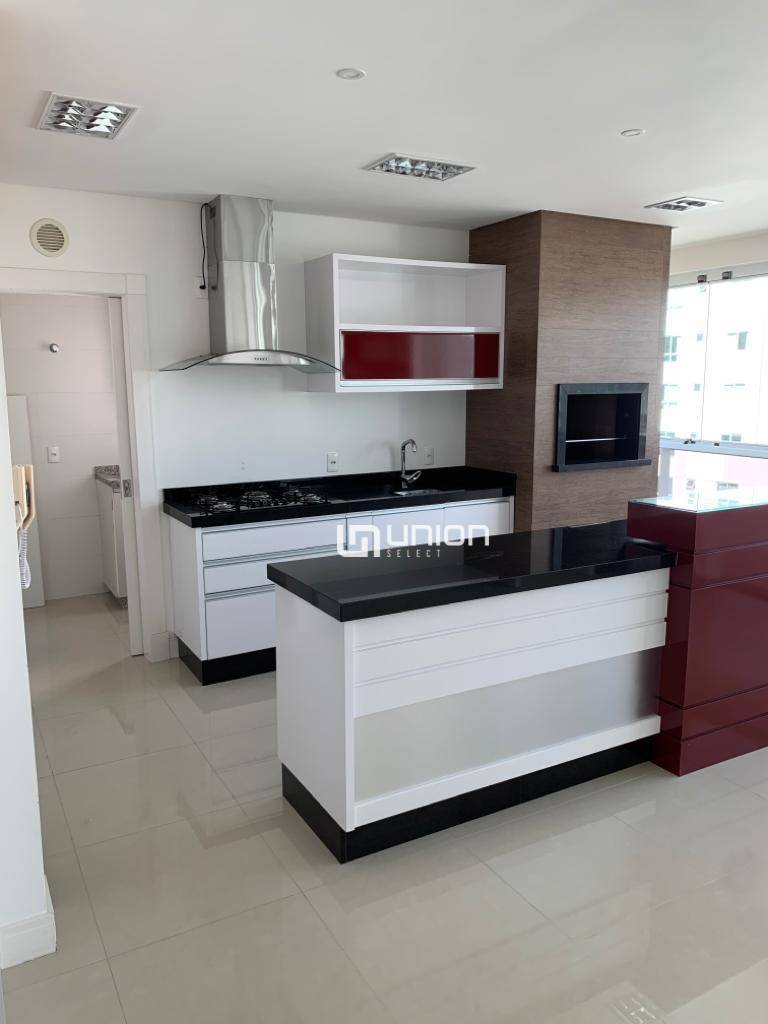 Apartamento à venda com 3 quartos, 119m² - Foto 2