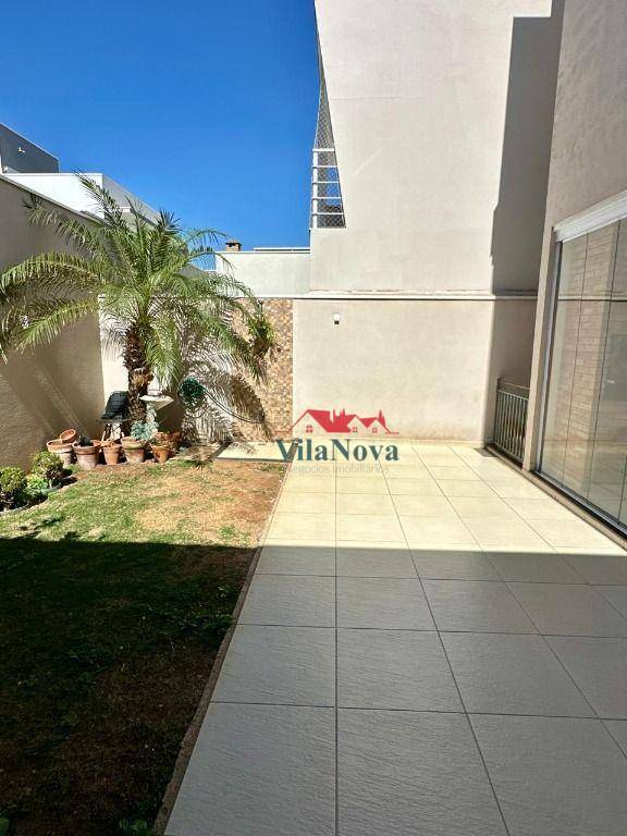 Casa de Condomínio à venda com 3 quartos, 117m² - Foto 4