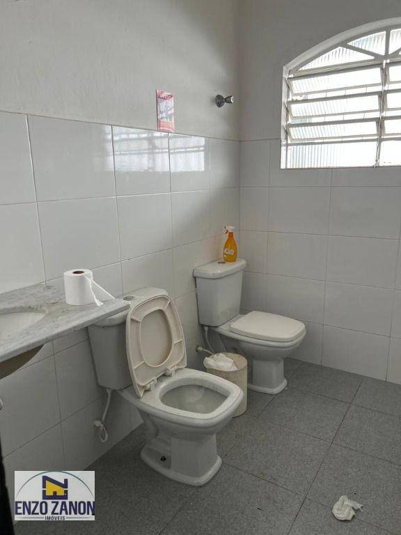 Casa para alugar com 10 quartos, 800m² - Foto 19