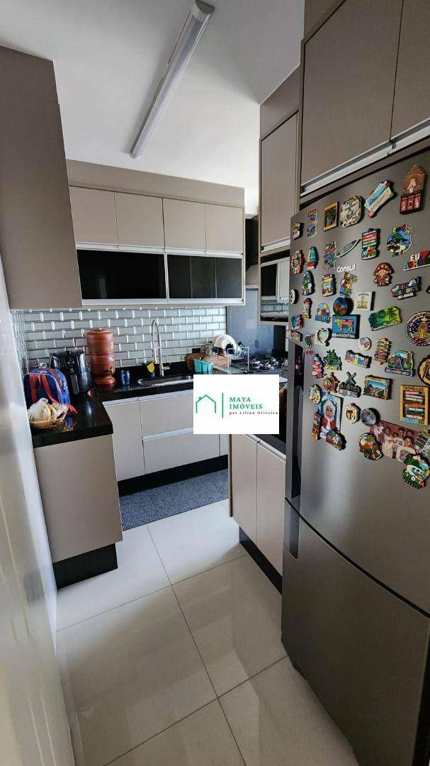 Apartamento à venda com 2 quartos, 60m² - Foto 4