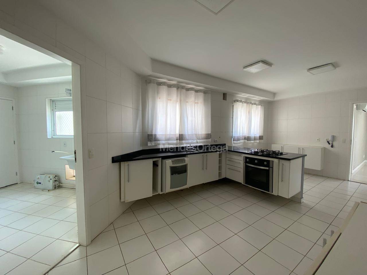 Apartamento para alugar com 3 quartos, 232m² - Foto 50