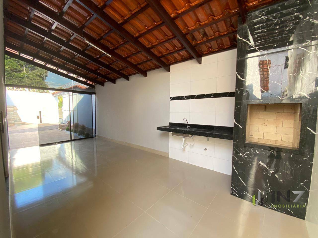 Casa à venda com 3 quartos, 129m² - Foto 2