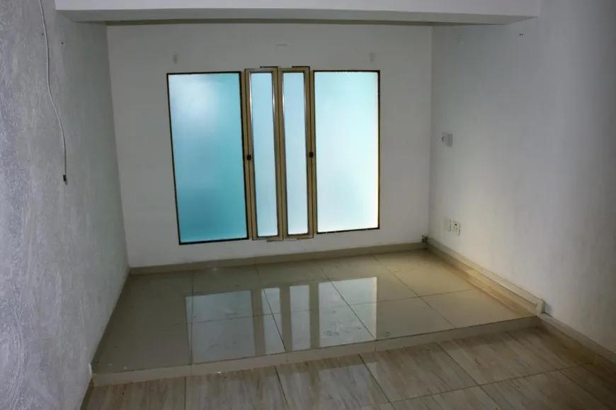 Casa para alugar com 5 quartos, 450m² - Foto 16