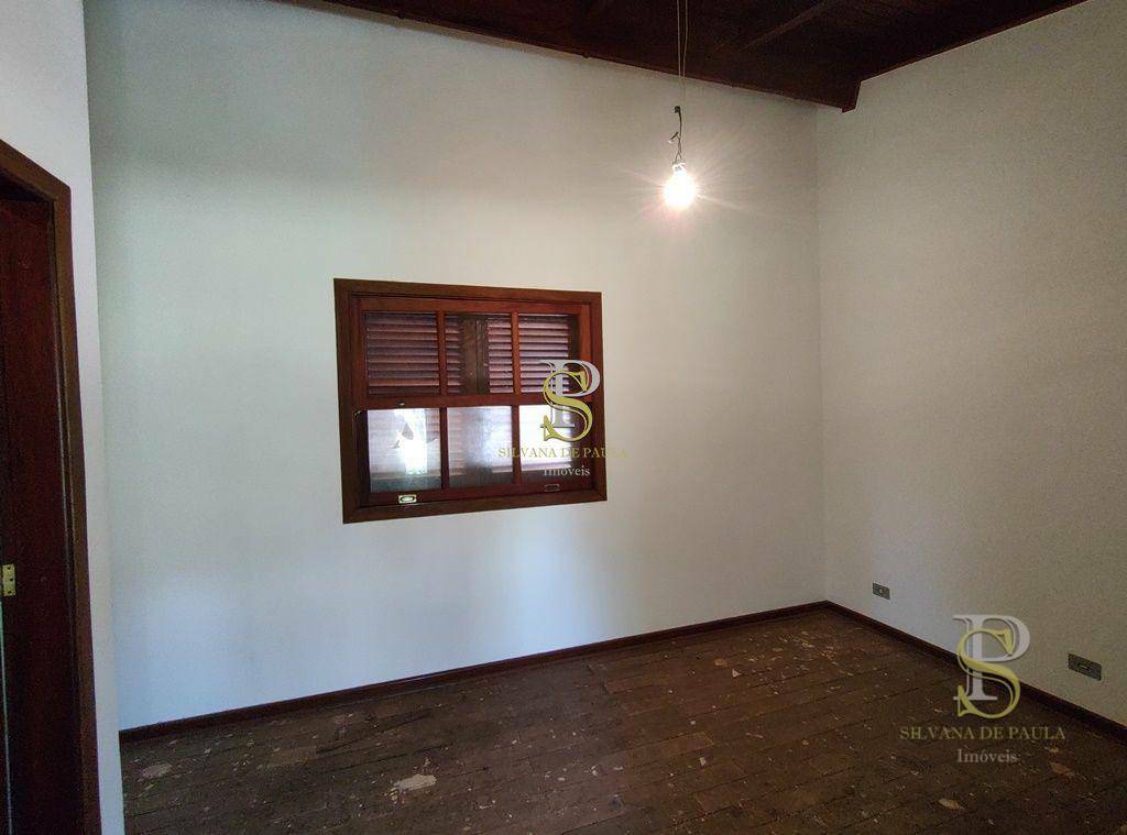 Chácara à venda com 6 quartos, 1600m² - Foto 14