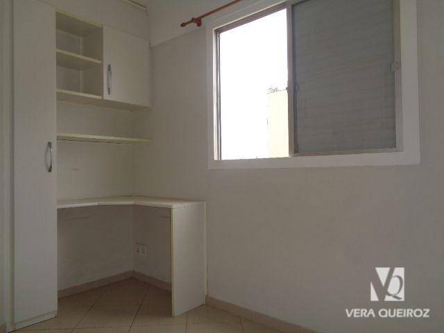 Apartamento para alugar com 1 quarto, 40m² - Foto 9