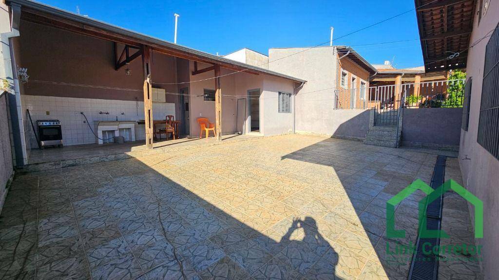 Casa à venda com 3 quartos, 326m² - Foto 28