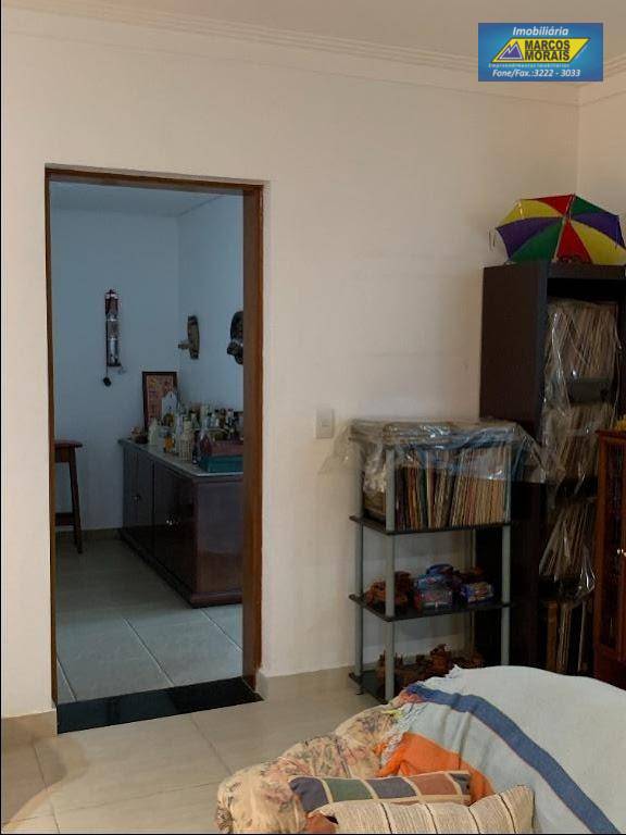 Casa de Condomínio à venda com 3 quartos, 400m² - Foto 71