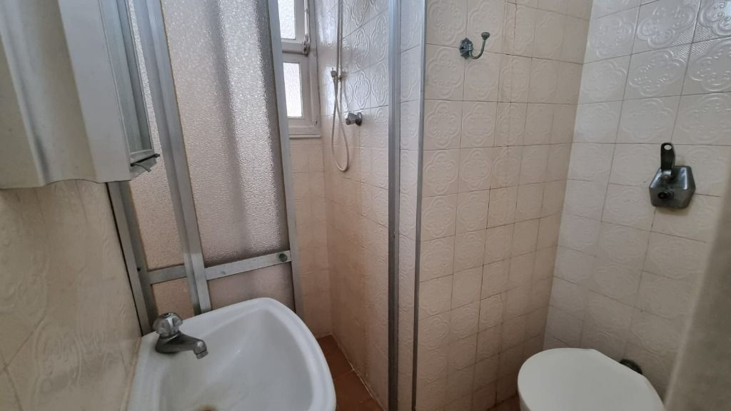 Apartamento à venda com 3 quartos, 130m² - Foto 11