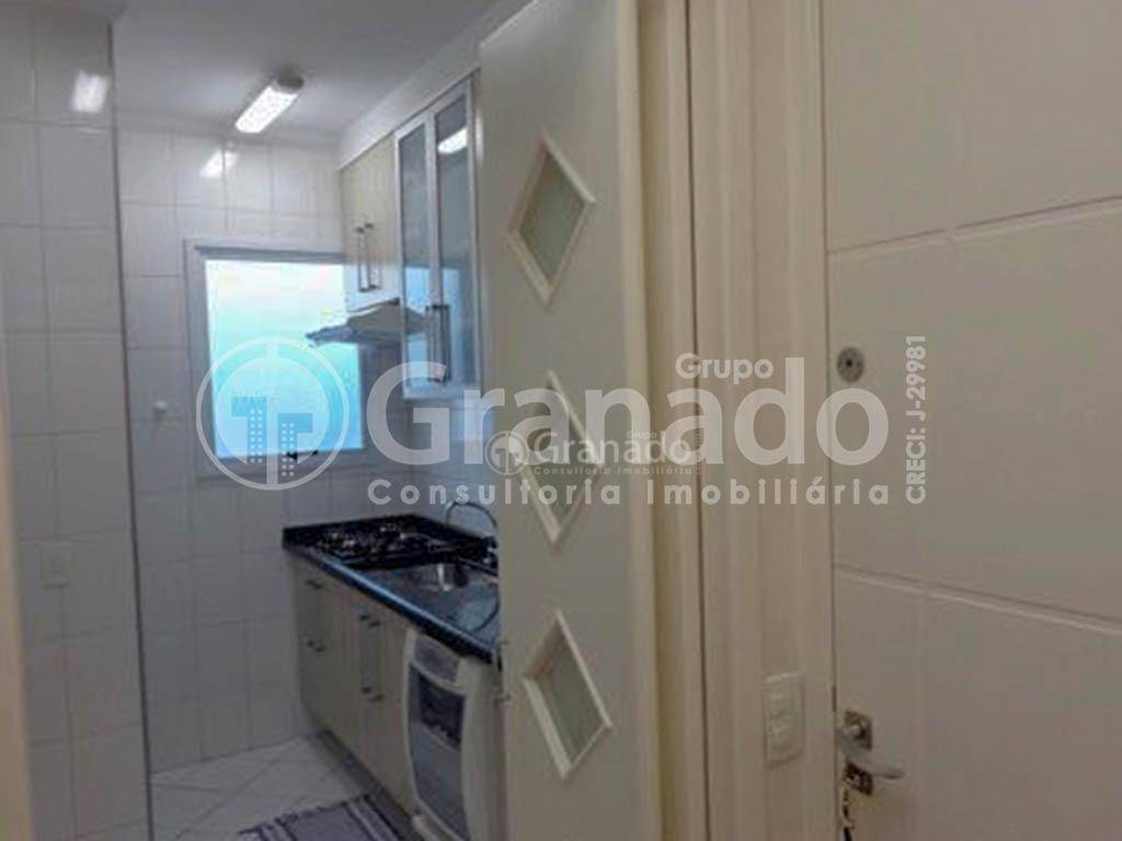 Apartamento à venda com 2 quartos, 60m² - Foto 15