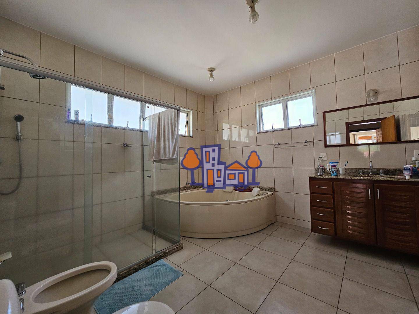 Casa à venda com 5 quartos, 326m² - Foto 34