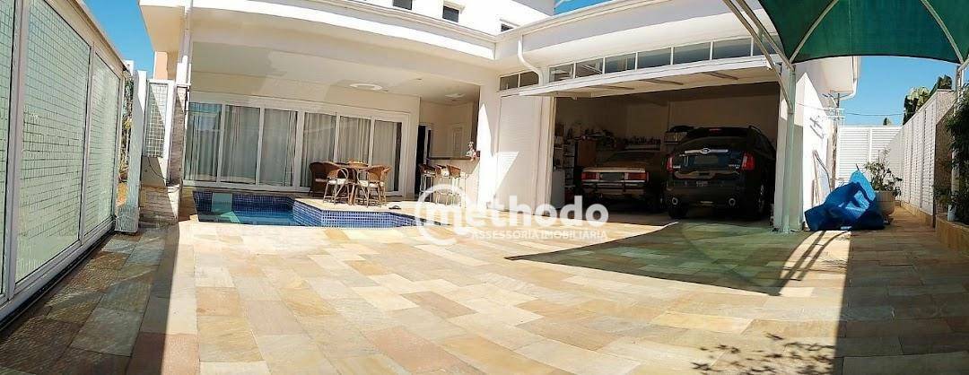 Casa de Condomínio à venda com 4 quartos, 360m² - Foto 4