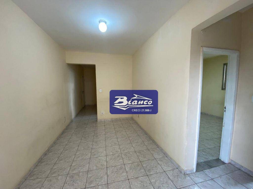 Apartamento para alugar com 2 quartos, 65m² - Foto 2