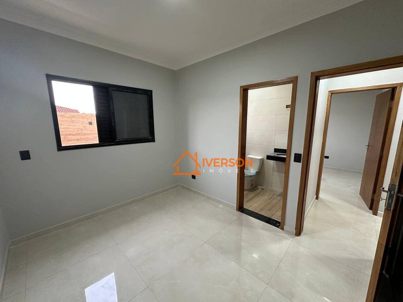 Casa à venda com 3 quartos, 100m² - Foto 17