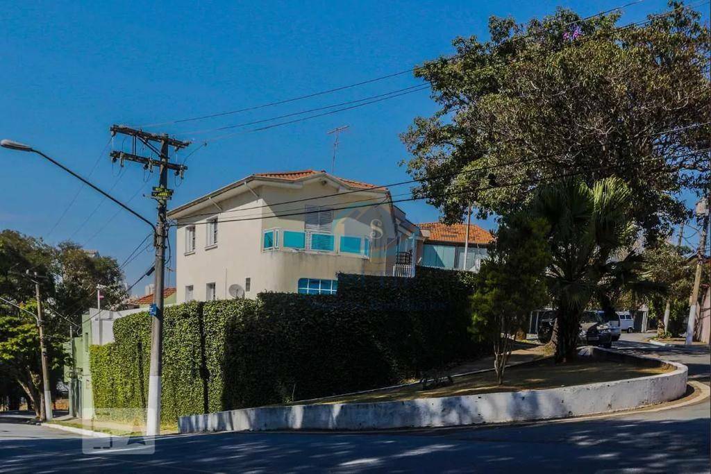 Sobrado à venda com 4 quartos, 388m² - Foto 17