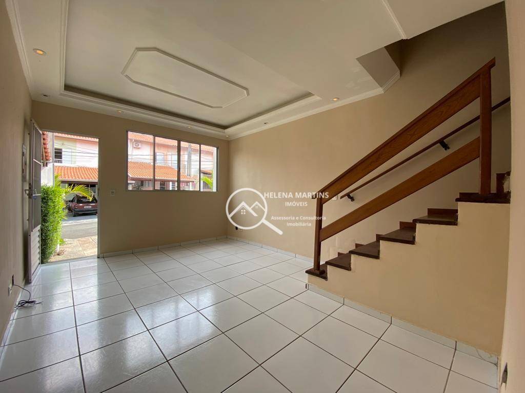 Casa de Condomínio à venda com 2 quartos, 80m² - Foto 1