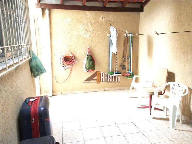 Sobrado à venda com 3 quartos, 218m² - Foto 19