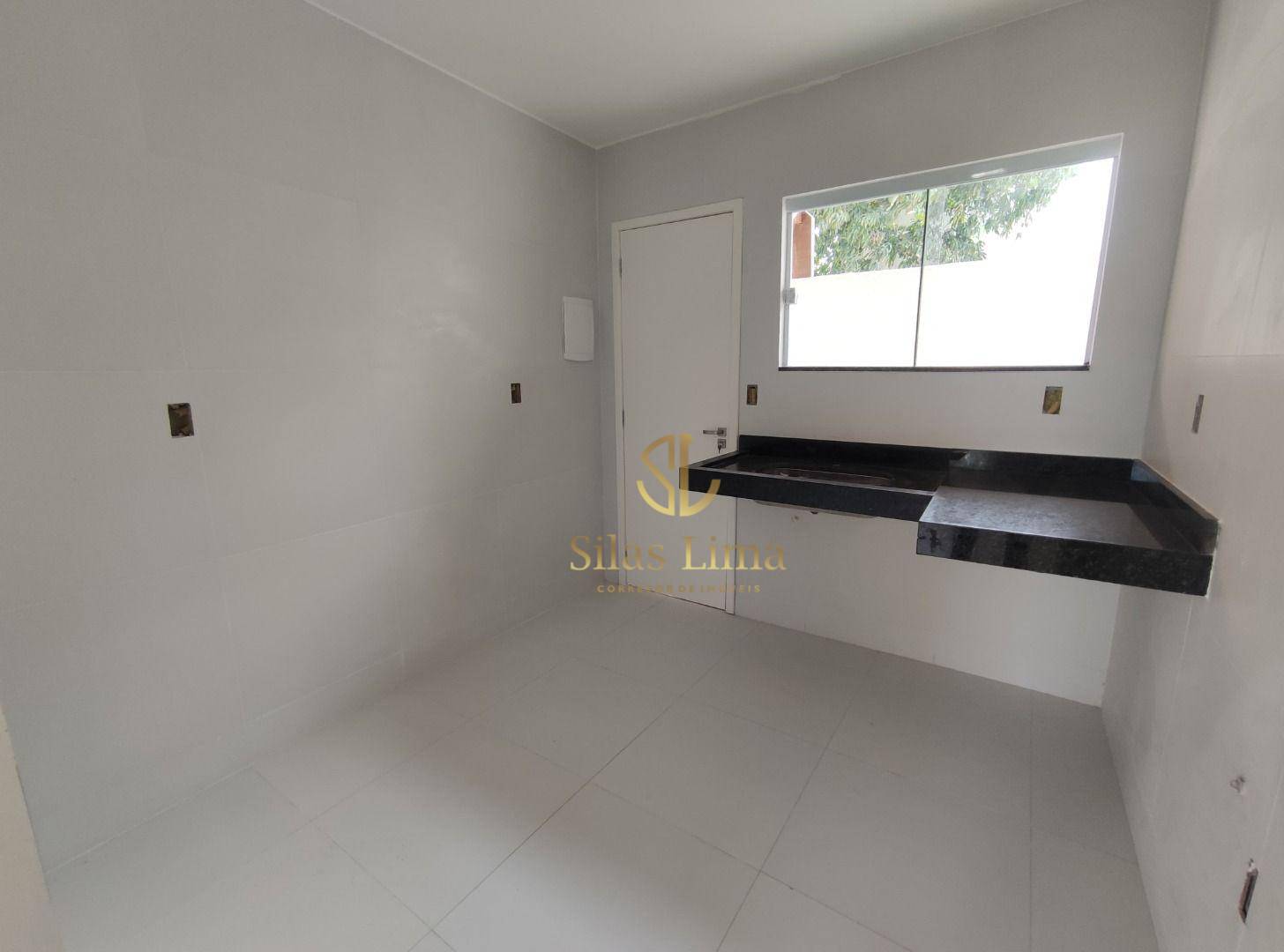 Casa à venda com 2 quartos, 70m² - Foto 10