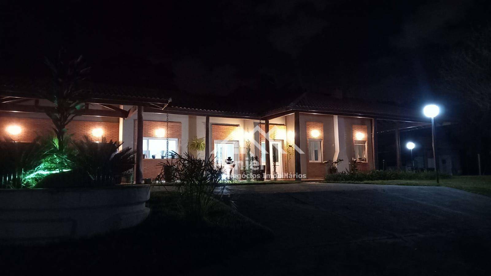 Chácara, 4 quartos, 5600 m² - Foto 8