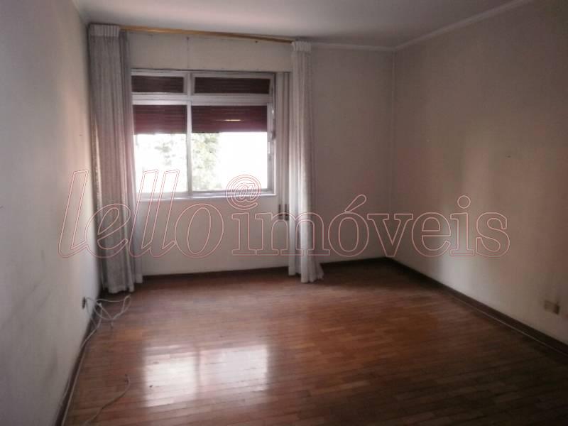 Apartamento para alugar com 3 quartos, 180m² - Foto 7