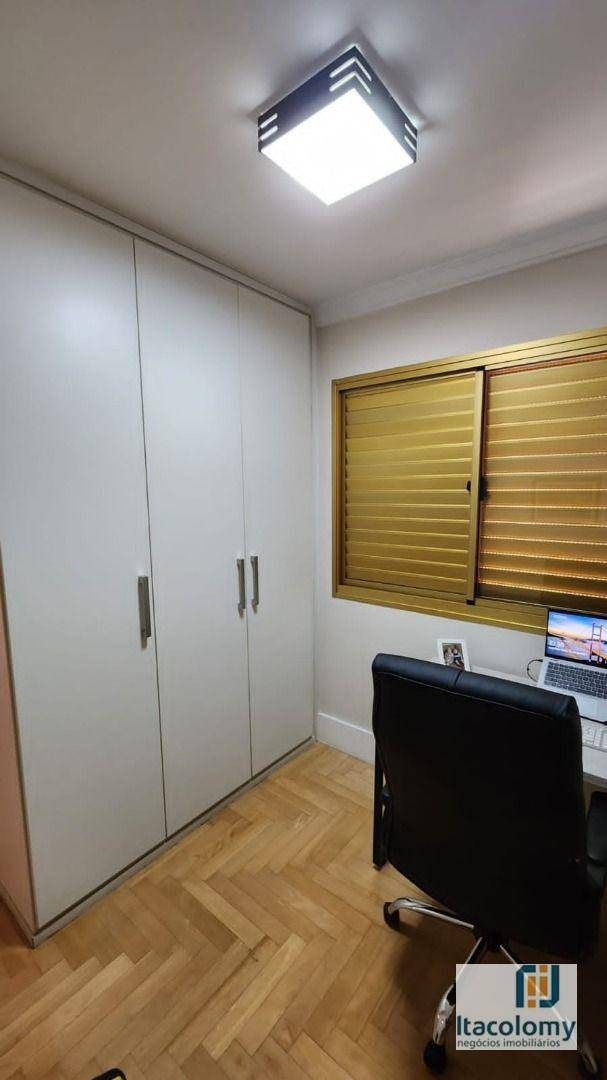 Apartamento à venda com 3 quartos, 107m² - Foto 8