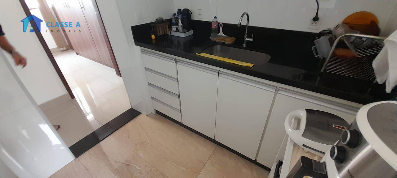 Apartamento à venda com 3 quartos, 116m² - Foto 4