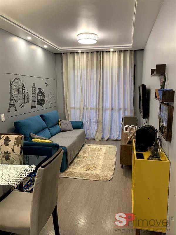 Apartamento à venda com 3 quartos, 75m² - Foto 1