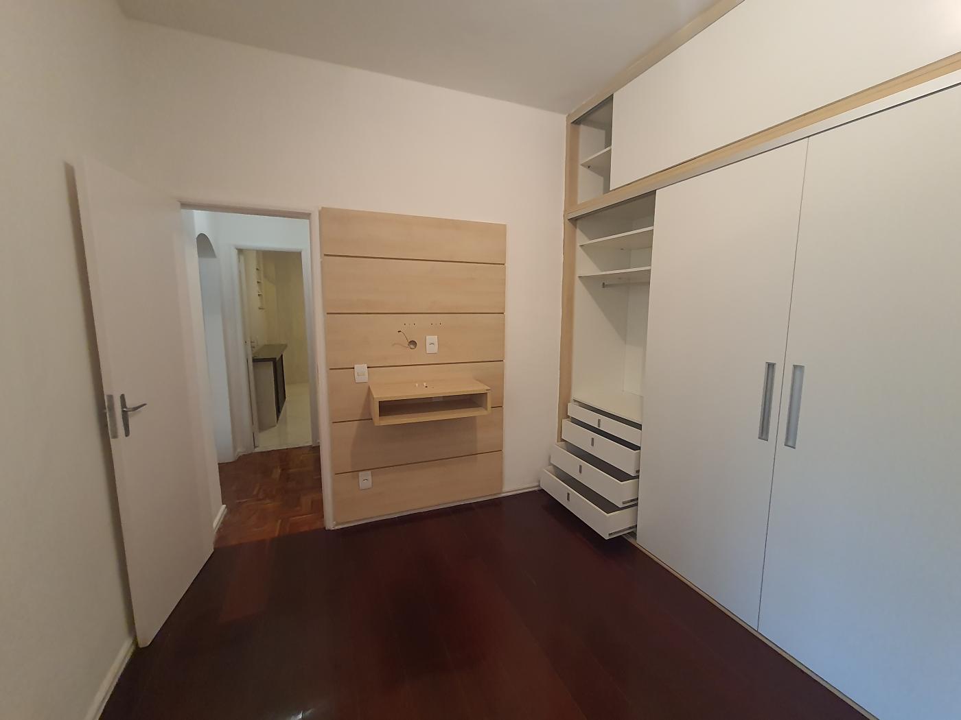 Apartamento à venda com 2 quartos, 57m² - Foto 6