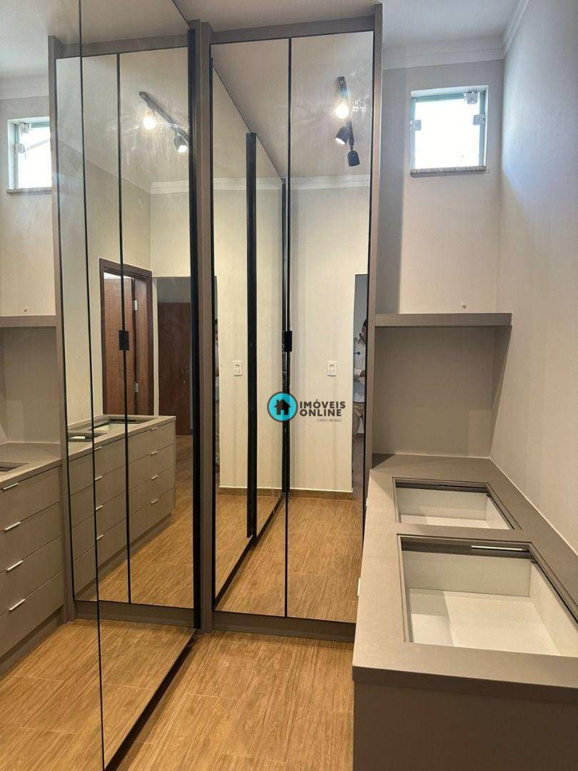 Casa à venda com 3 quartos, 169m² - Foto 9