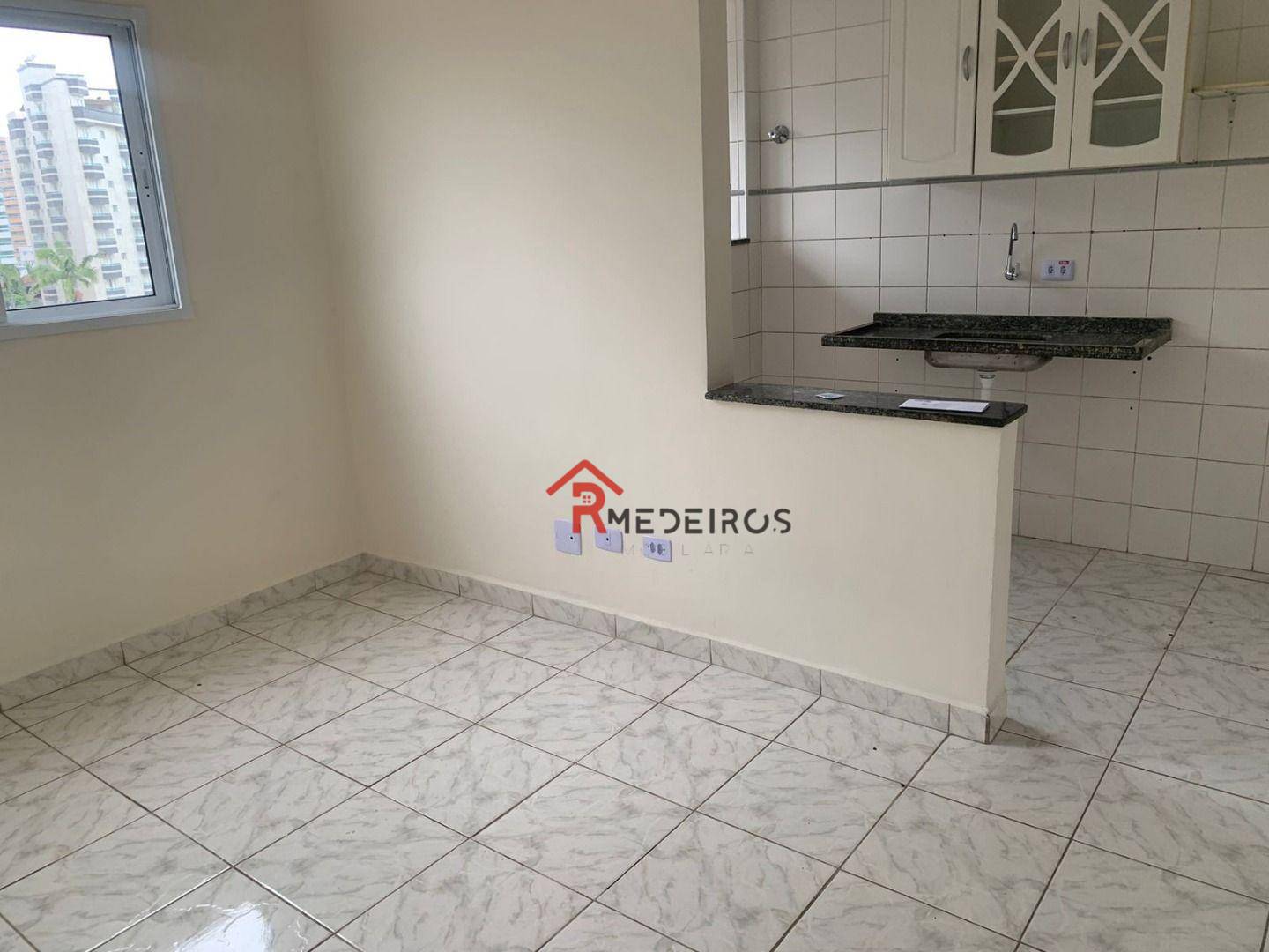 Apartamento à venda com 1 quarto, 45m² - Foto 2