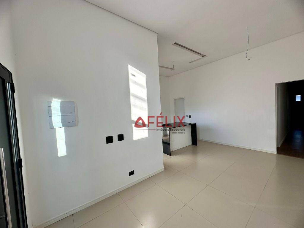 Casa à venda com 3 quartos, 83m² - Foto 5