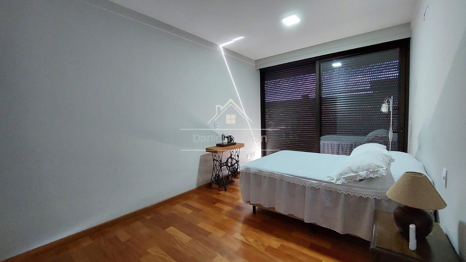 Casa de Condomínio à venda com 4 quartos, 550m² - Foto 29