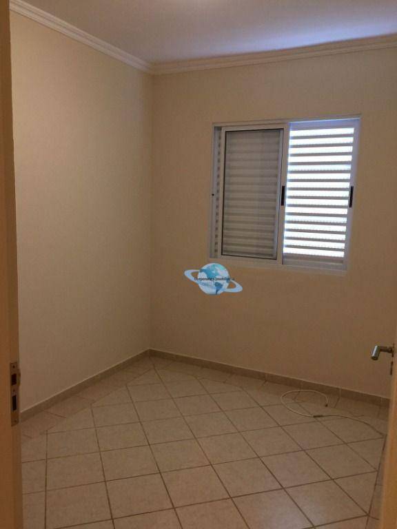 Apartamento à venda com 3 quartos, 86m² - Foto 11