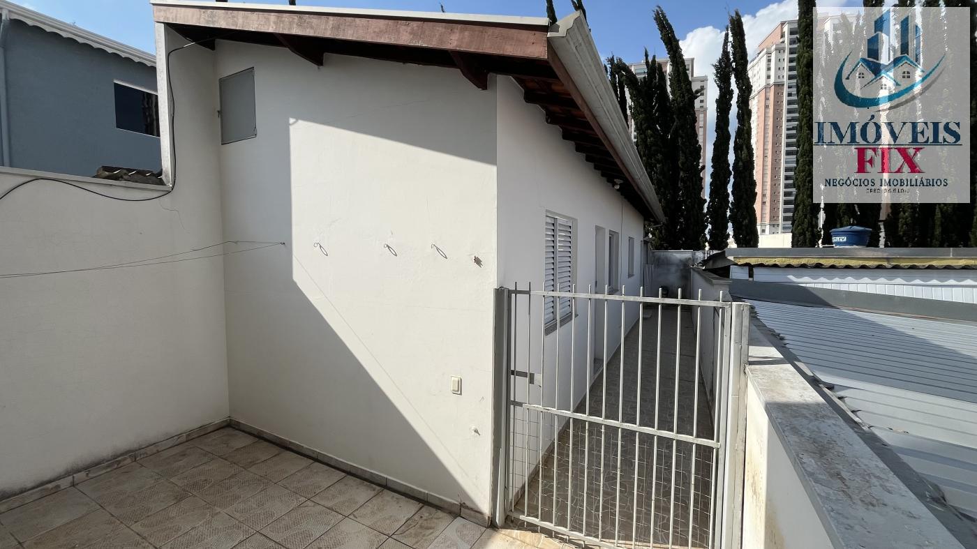 Casa à venda com 2 quartos, 200m² - Foto 7