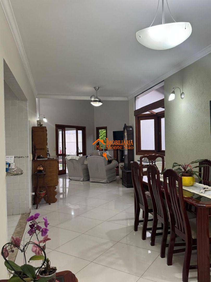 Casa de Condomínio à venda com 2 quartos, 180m² - Foto 18