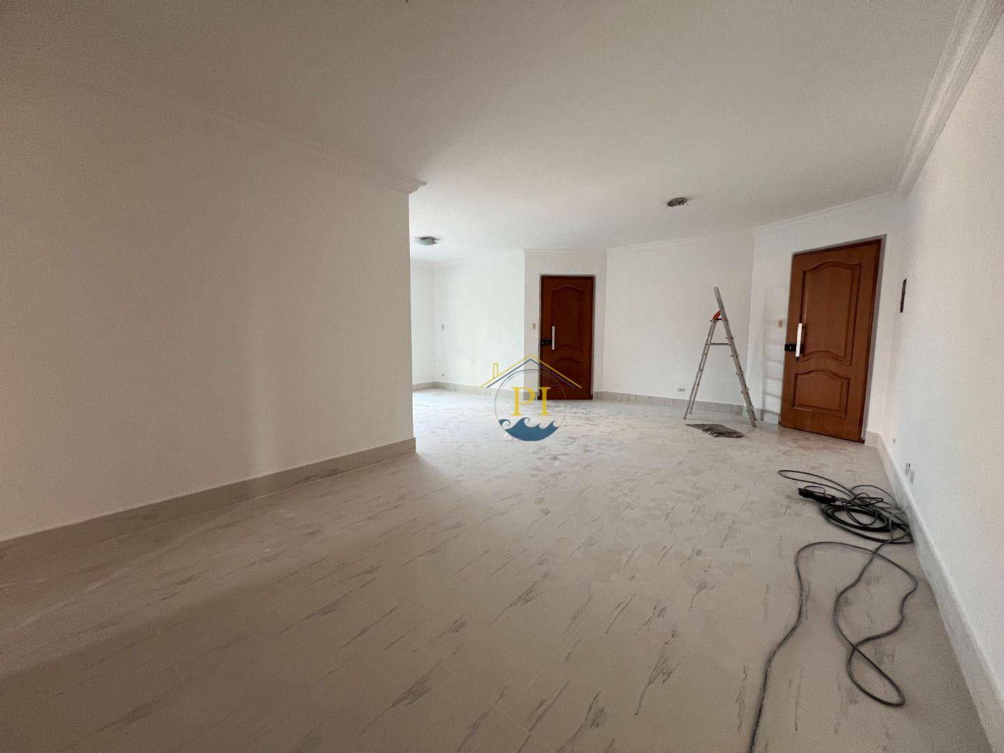 Apartamento à venda com 3 quartos, 131m² - Foto 9