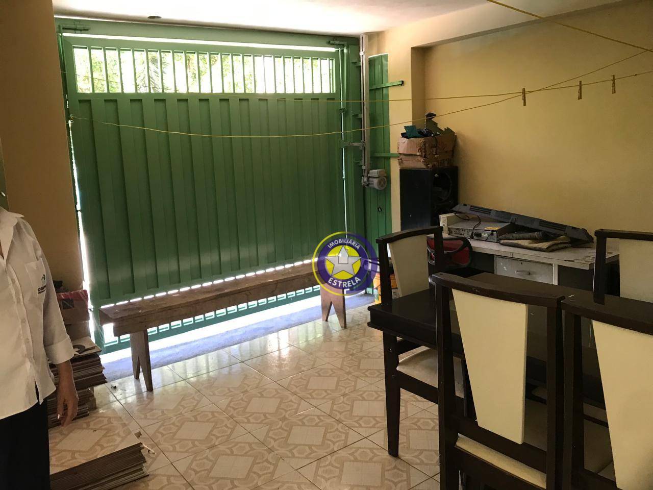 Casa à venda com 2 quartos, 250M2 - Foto 2