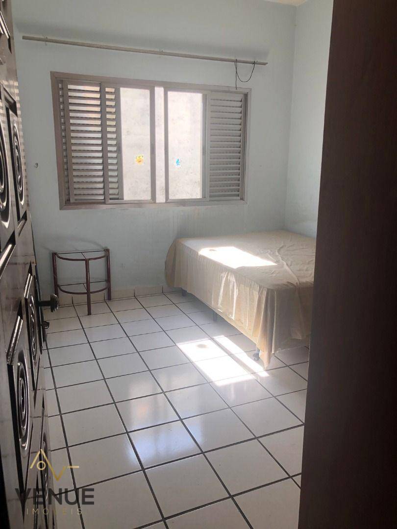 Sobrado à venda com 4 quartos, 450M2 - Foto 12