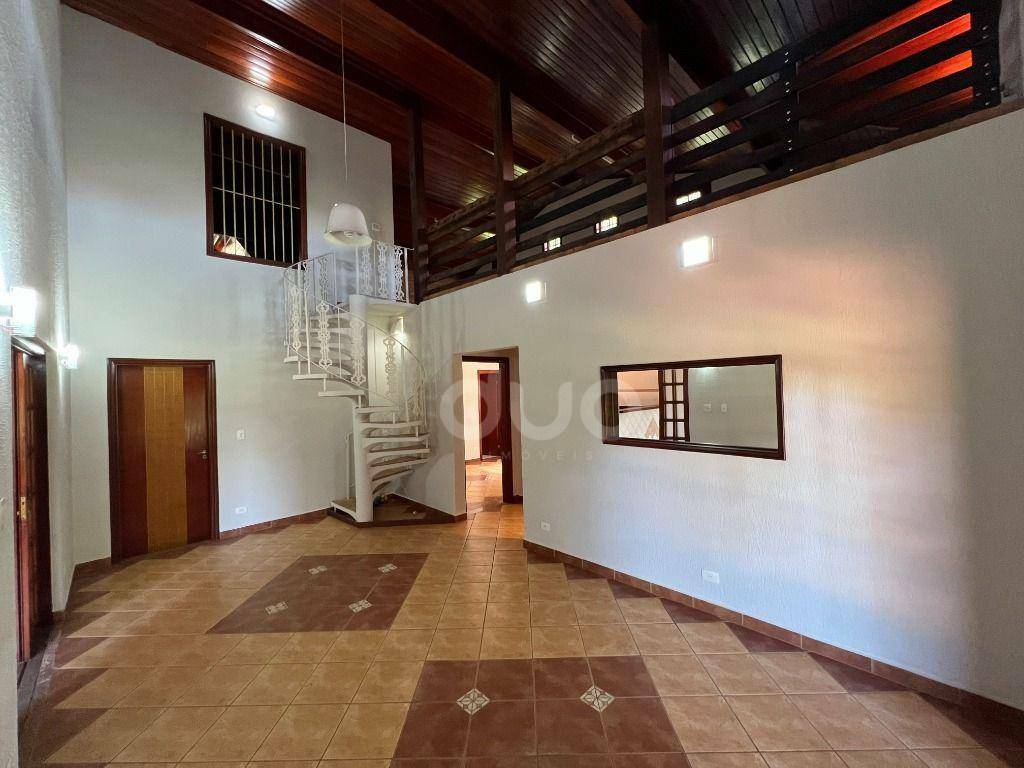 Casa à venda com 4 quartos, 554m² - Foto 2