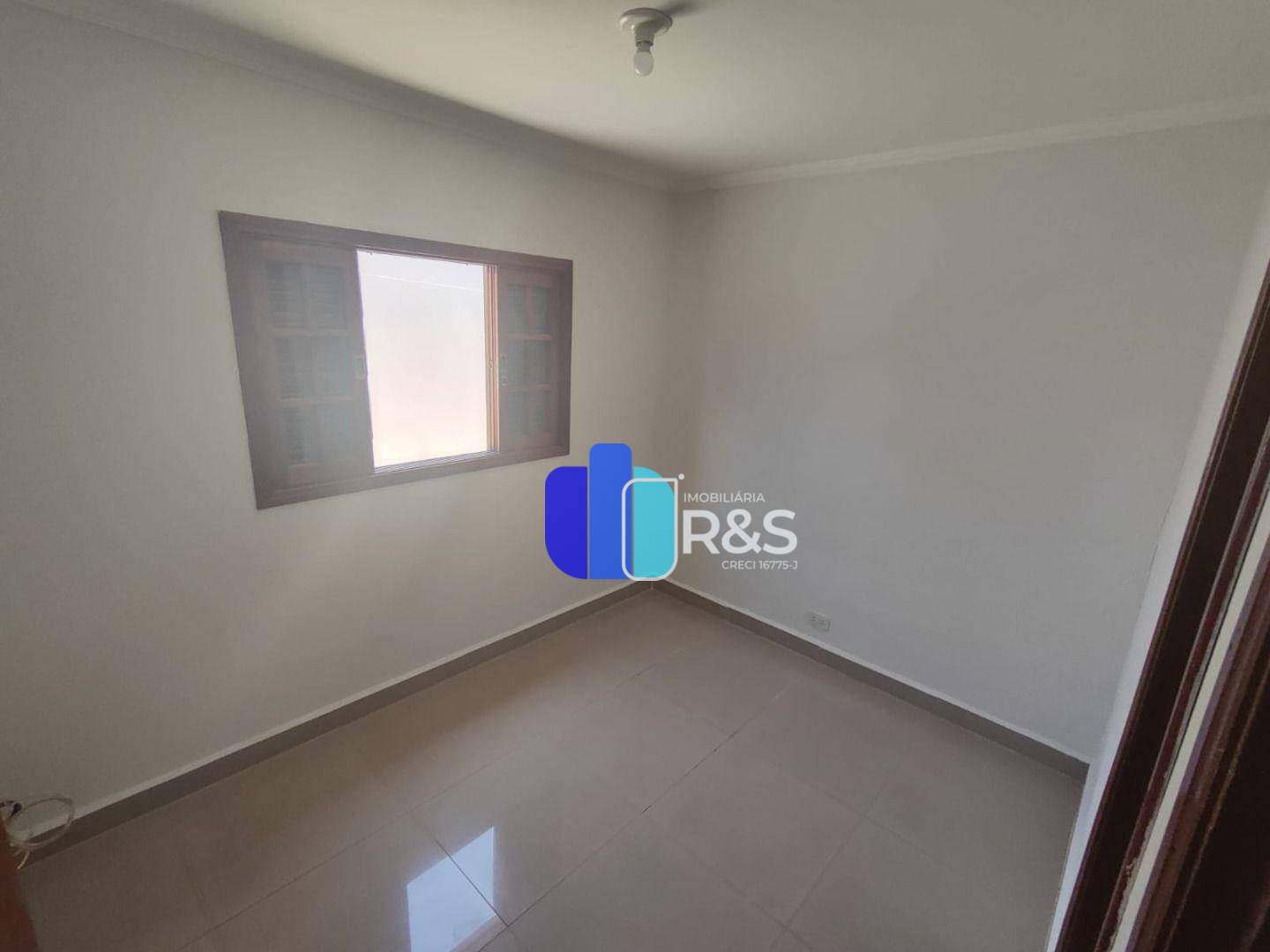 Casa de Condomínio à venda e aluguel com 3 quartos, 100m² - Foto 9