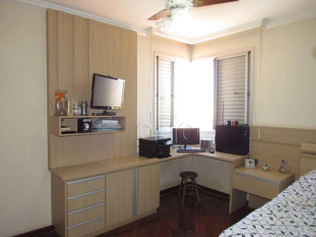 Apartamento à venda com 3 quartos, 126m² - Foto 17