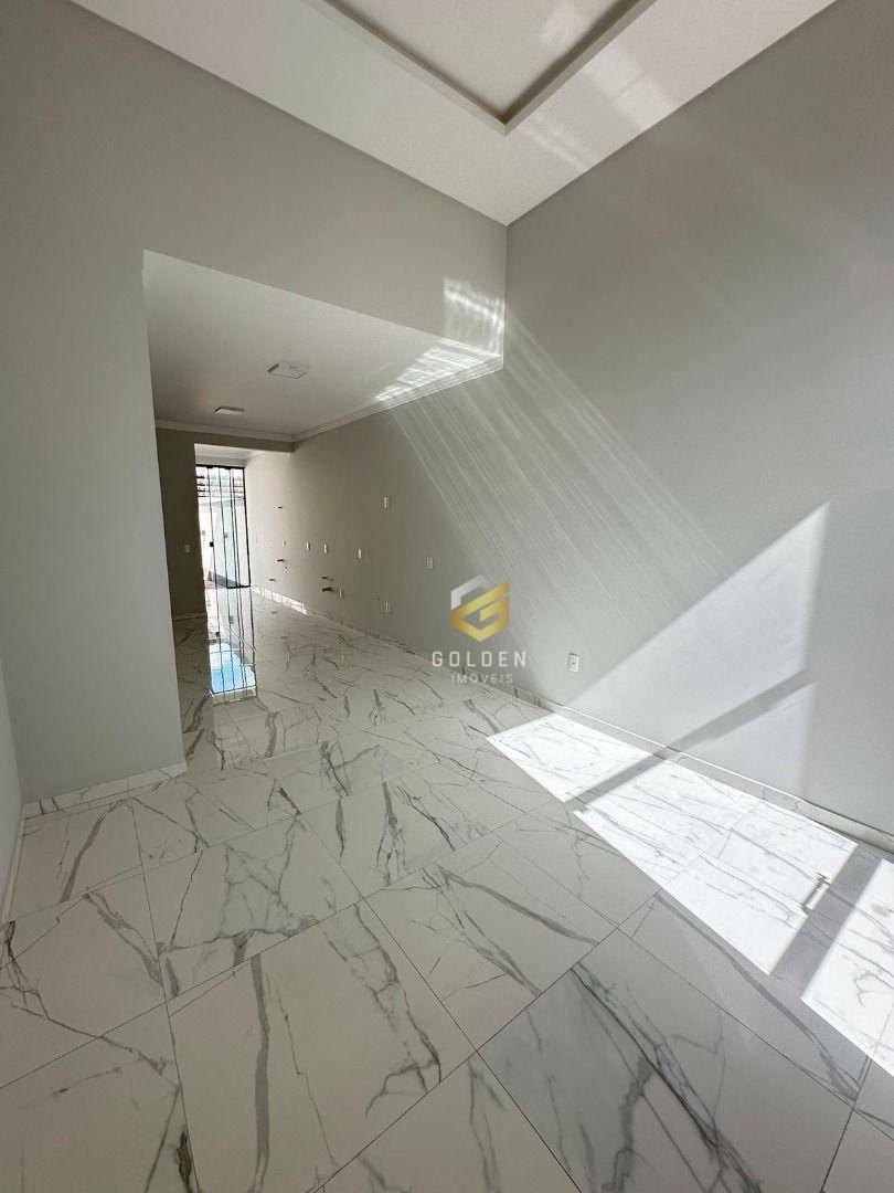 Casa à venda com 3 quartos, 93m² - Foto 5