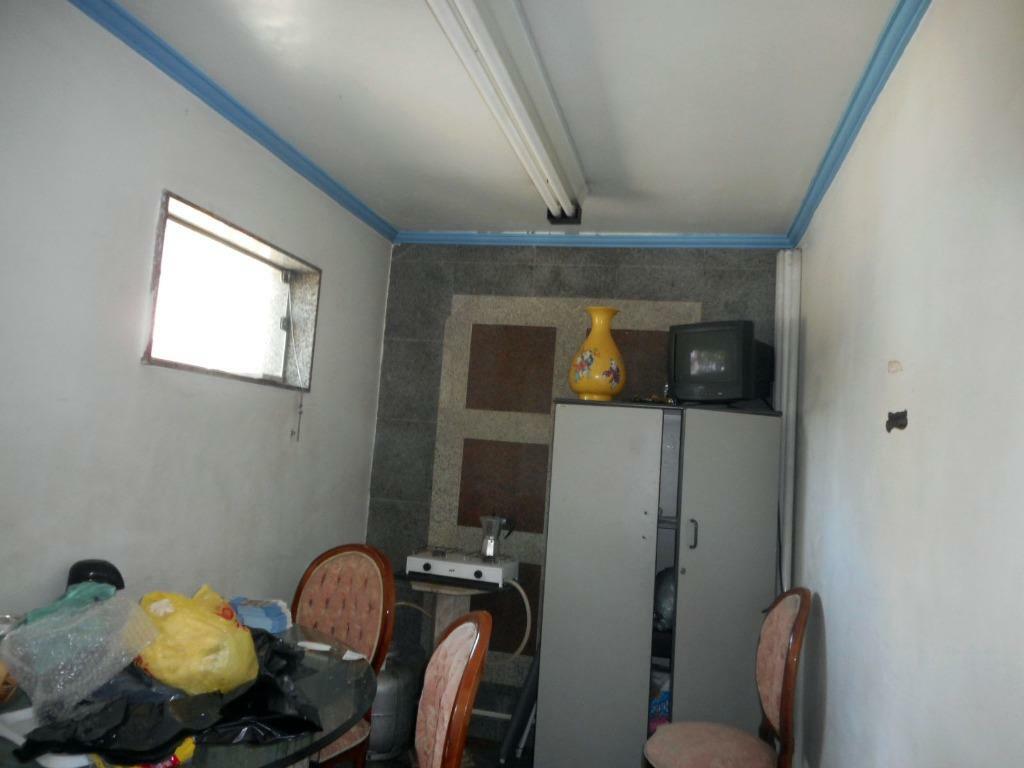 Sobrado à venda com 1 quarto, 180m² - Foto 10