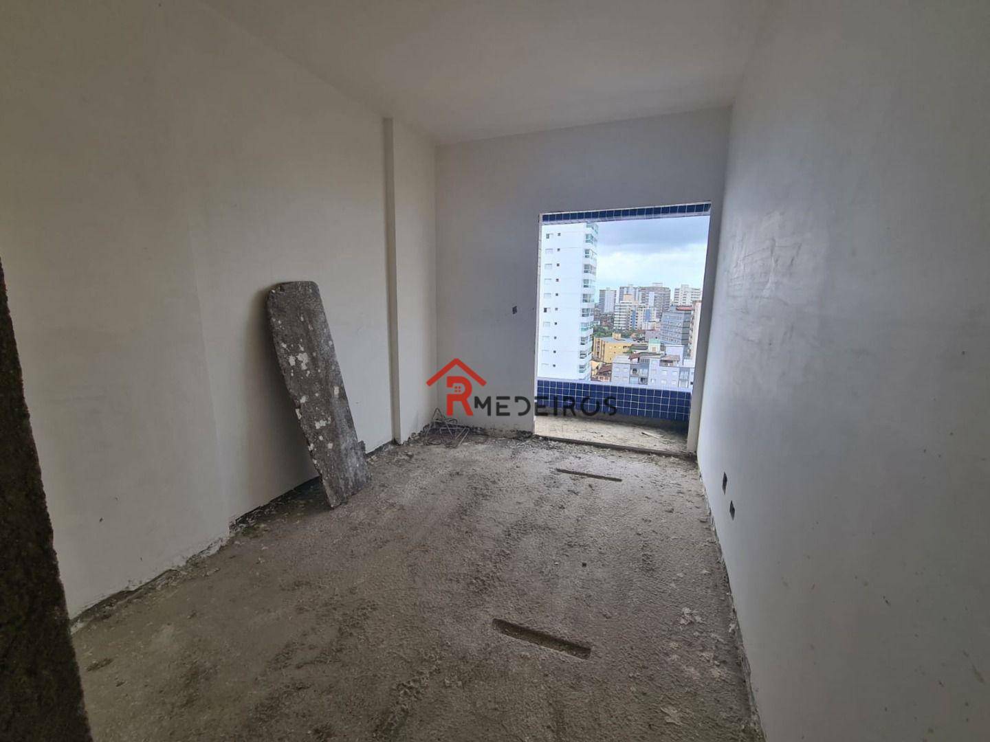 Apartamento à venda com 2 quartos, 76m² - Foto 2