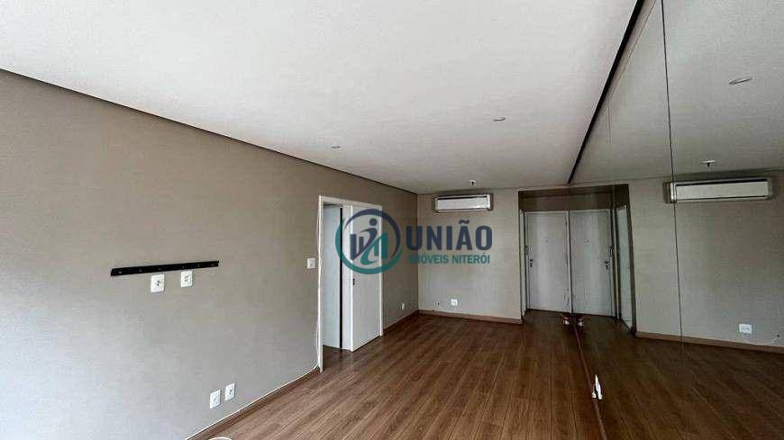 Apartamento à venda com 3 quartos, 110m² - Foto 2