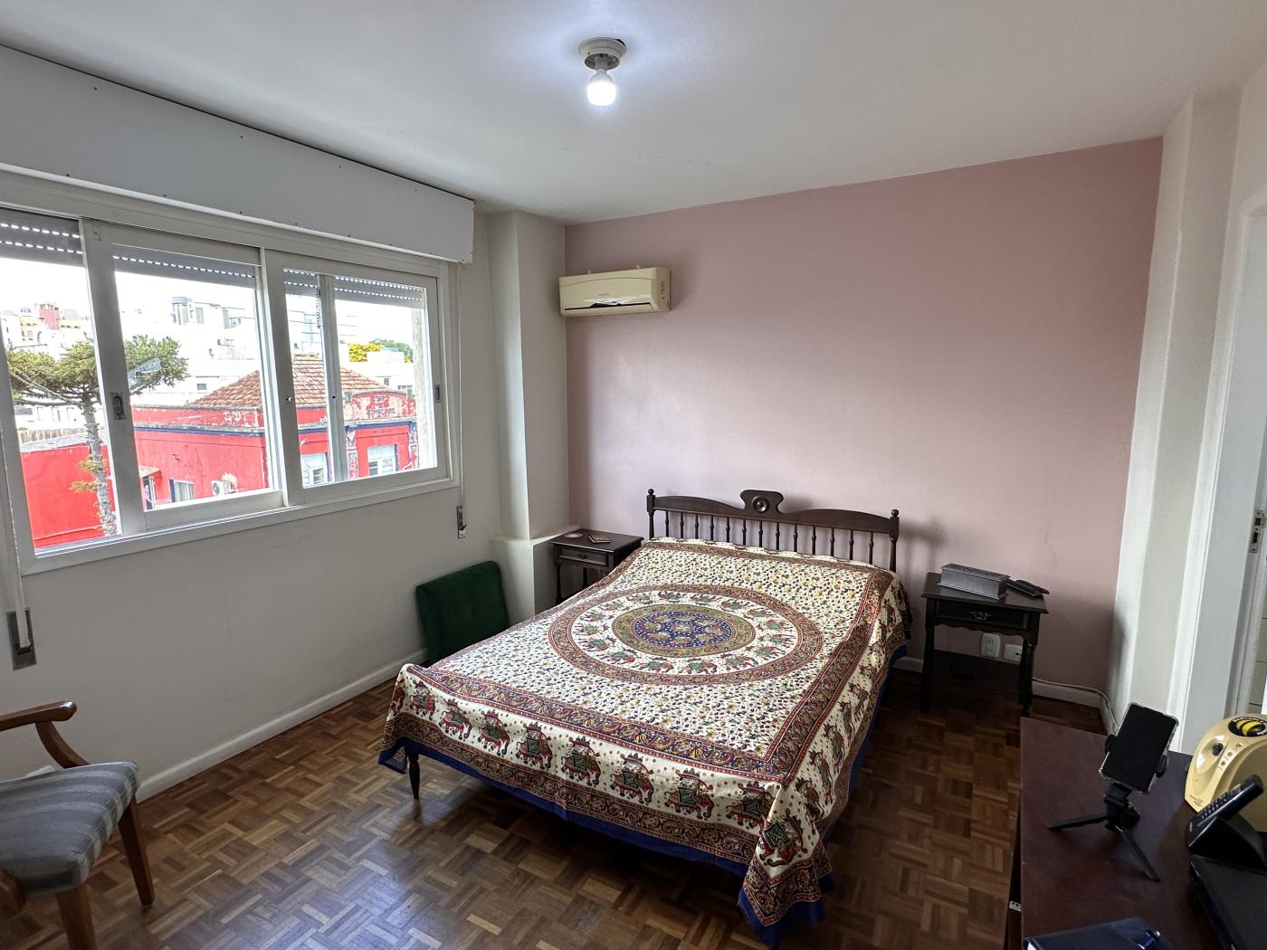 Apartamento à venda com 3 quartos, 156m² - Foto 4