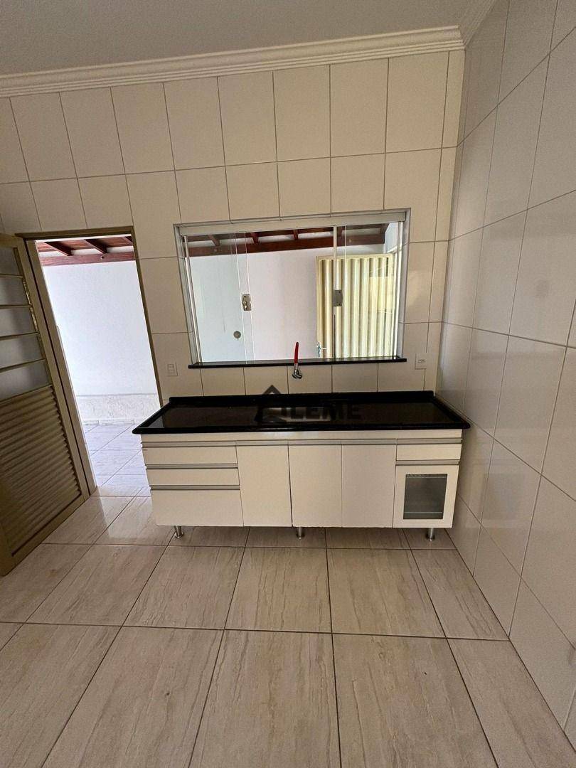 Casa à venda com 3 quartos, 130m² - Foto 6