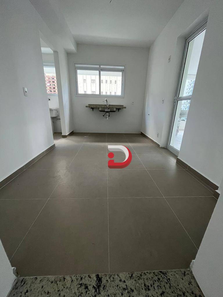 Apartamento à venda com 3 quartos, 142m² - Foto 10